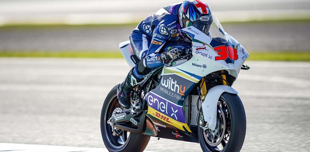 Bradley Smith Dijagokan Juara MotoE thumbnail